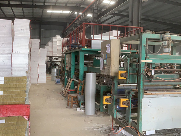 彩鋼板的特性是什么？